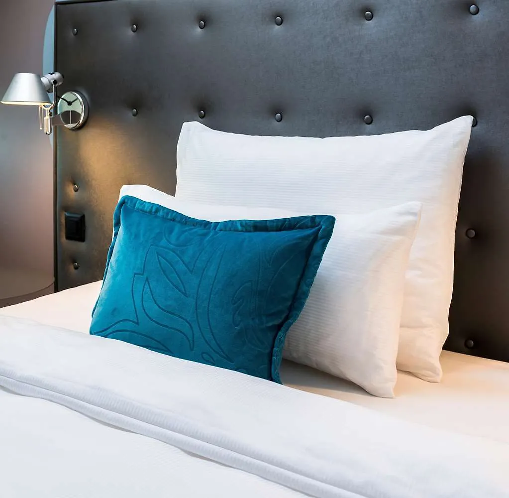 Motel One Koeln-Neumarkt Германия